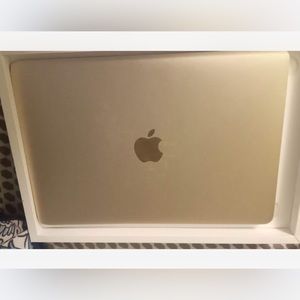 MacBook for parts or to be fixed for a low cost of $200 . Inbox me for more info